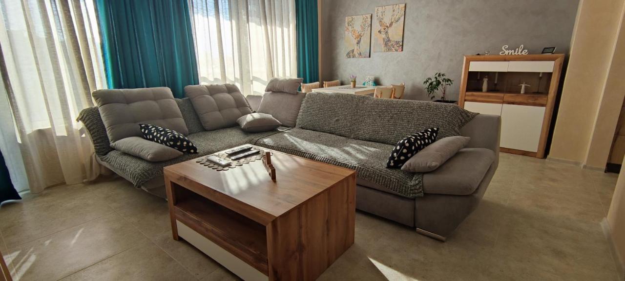 Alisa Apartment 플로브디프 외부 사진