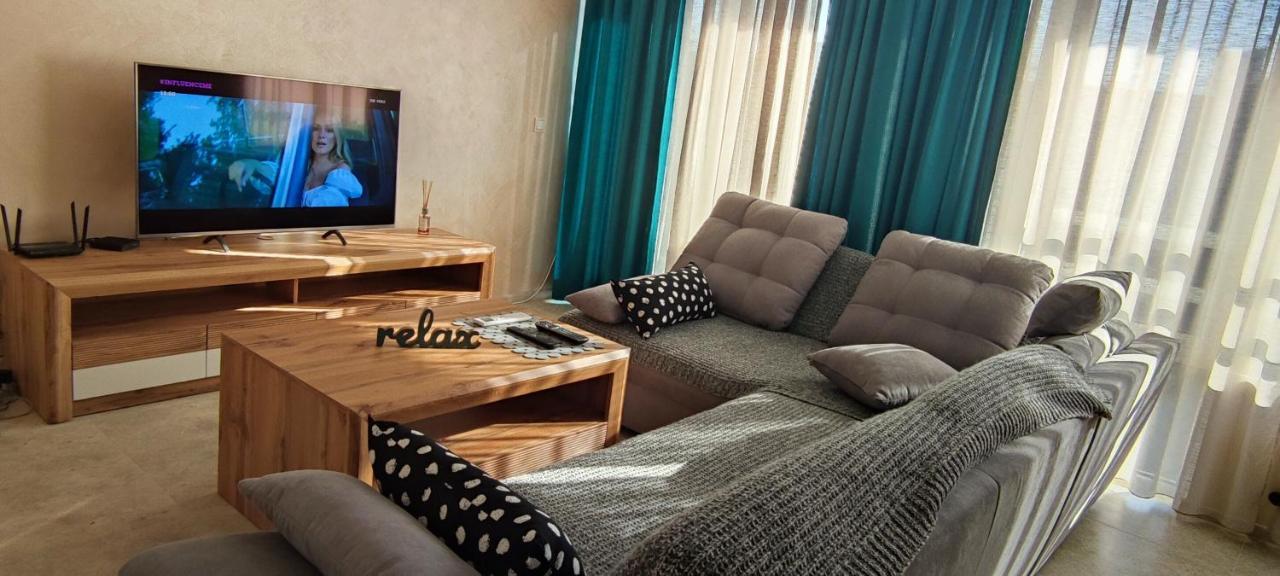 Alisa Apartment 플로브디프 외부 사진