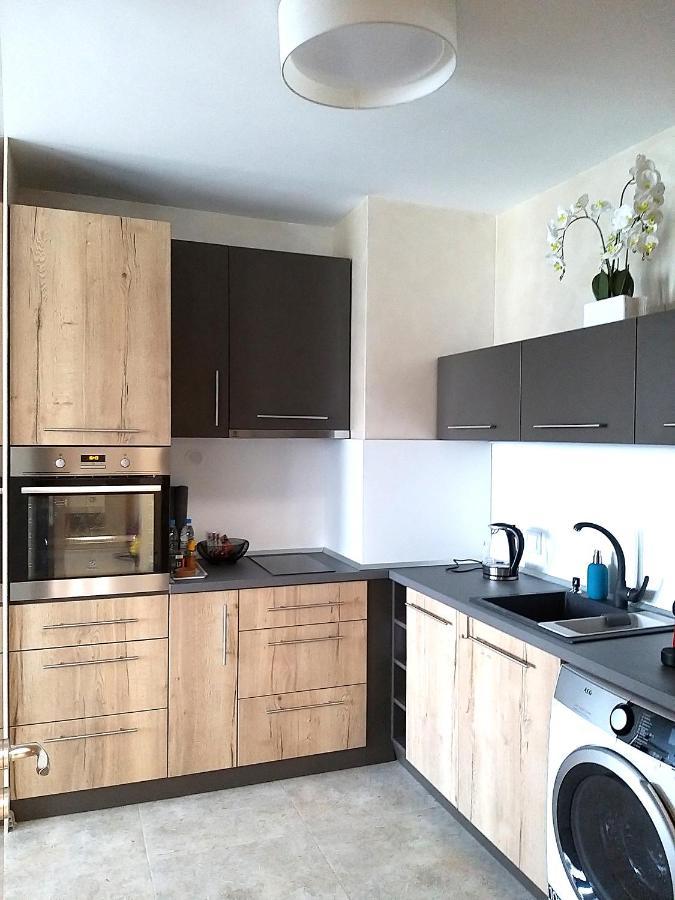 Alisa Apartment 플로브디프 외부 사진